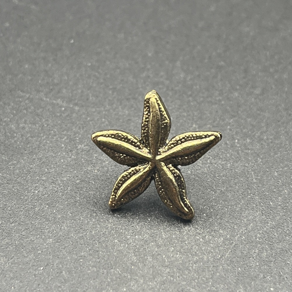 Starfish Sea Ocean Animal Gold Tone Lapel Hat Pin